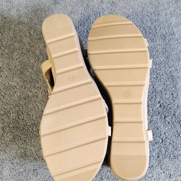 Womens Beaded Wedge Sandals Size US 10 Beige Rhinestone Floral Slingback Boho - Picture 9 of 11